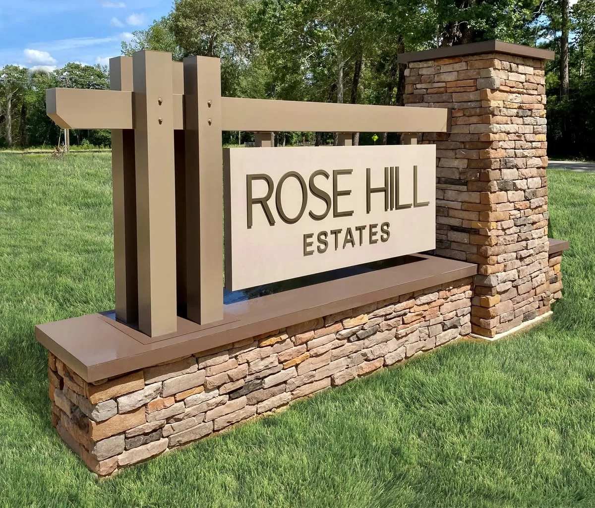 Monument Signs for Commercial Properties: A Guide for Businesses in Des Plaines, IL